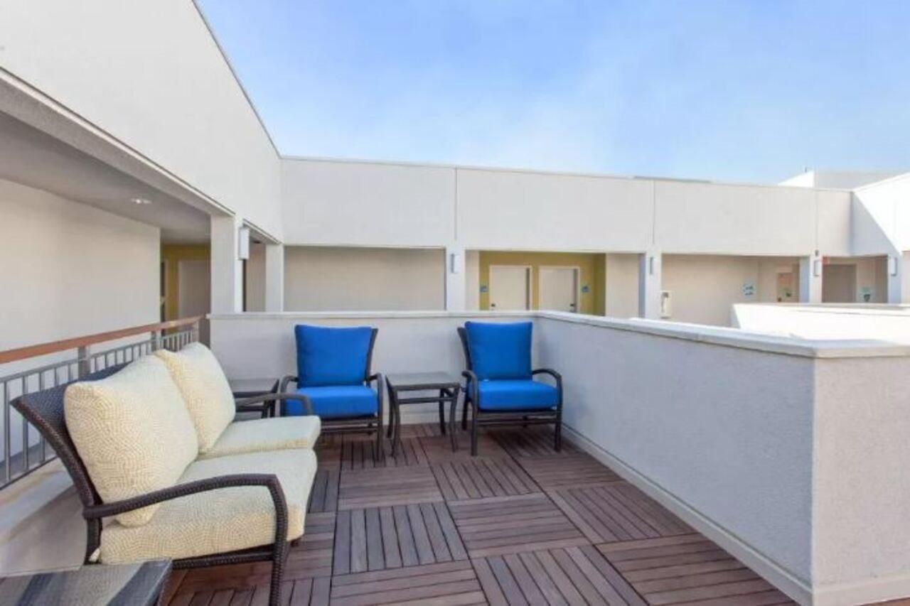 Holiday Inn Express West Los Angeles By Ihg Kültér fotó